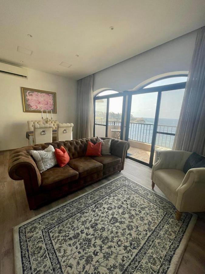 Front High End Apartment, Direct Sea Views. Marsalforn